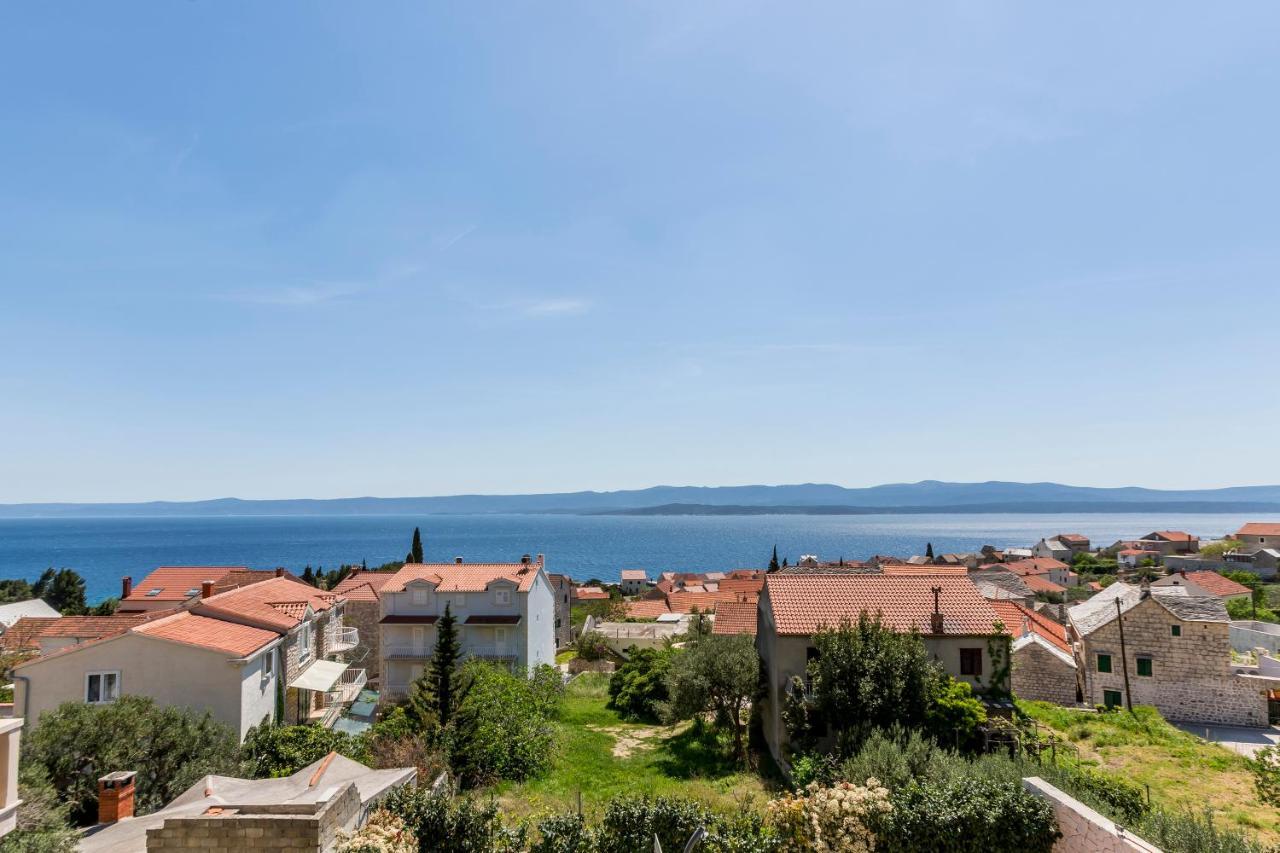 Apartmani Bezmalinovic Bol Exterior foto