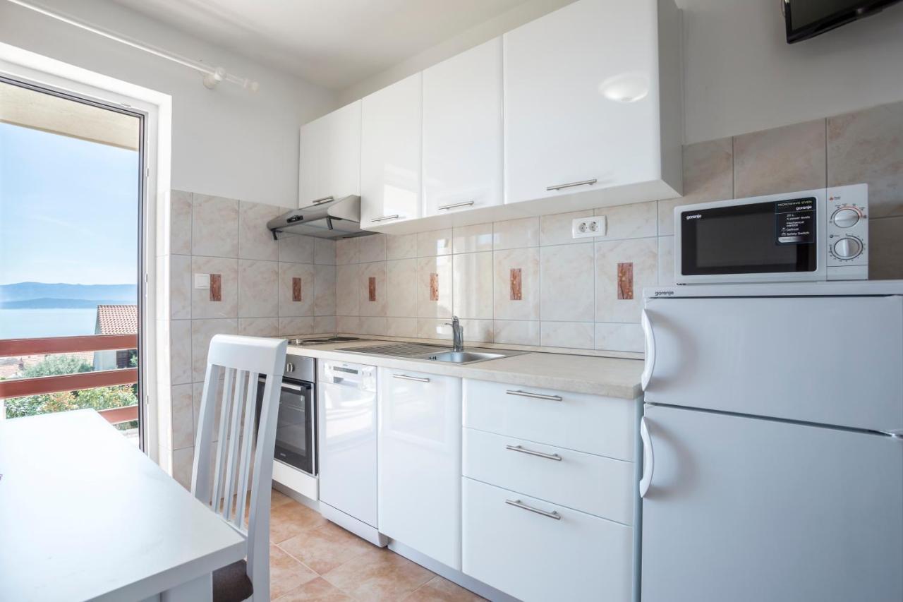 Apartmani Bezmalinovic Bol Exterior foto